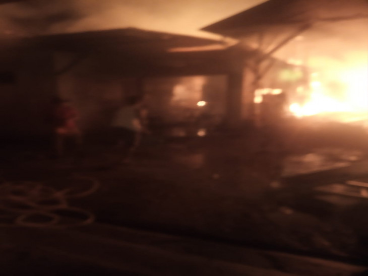 Satu unit Rumah Permanen dan Panglong milik warga hangus terbakar