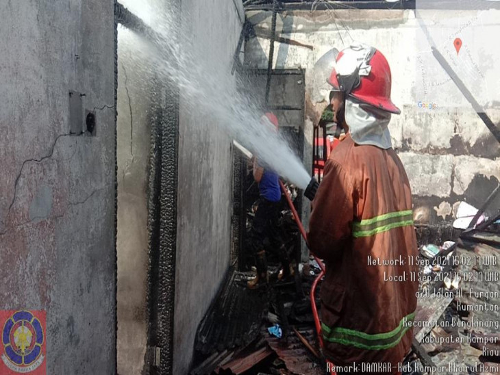 Satu unit Bangunan rumah di Perumahan Vila Bangkinang Indah terbakar