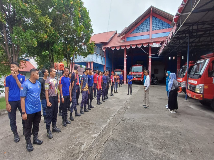 Pupuk Semangat Kebersamaan, Dinas Damkar dan Penyelamatan Kampar Laksanakan Olahraga Bersama